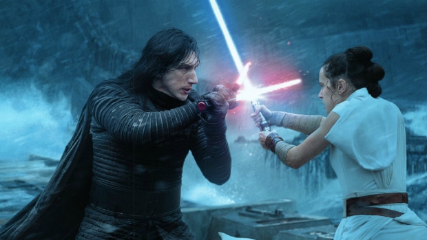 Rey-and-Kylo-Death-Star-